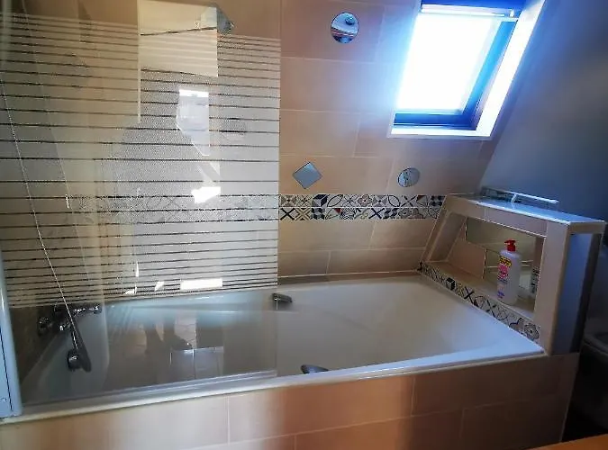 Апартаменти Les Toits De ✧ Atypique Et Familial Руан