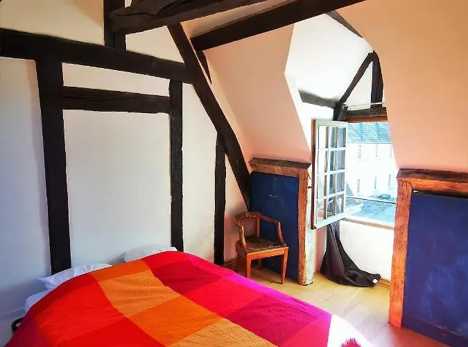 Апартаменти Les Toits De ✧ Atypique Et Familial Руан